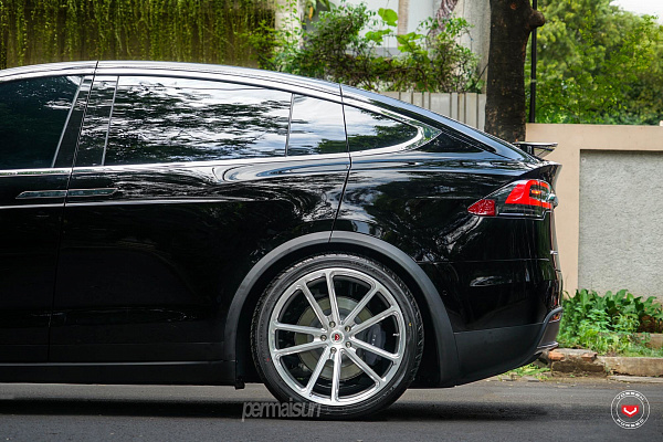 Фото дисков Vossen CG-203 Глянцевый лак на Tesla Model X
