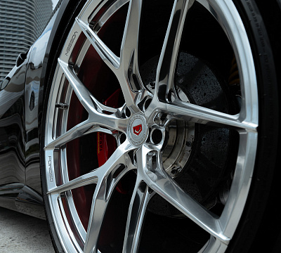 Фото дисков Vossen S21-01 на Ferrari GTC4Lusso