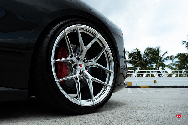 Фото дисков Vossen S21-01 Полированный лак на Ferrari GTC4Lusso