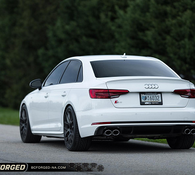Фото дисков BC Forged RS40 на Audi A/S/RS 4 (B9)