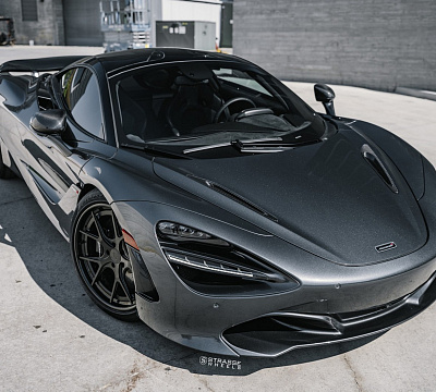 Фото дисков Strasse Wheels SM5R Deep Concave FS на McLaren 720S