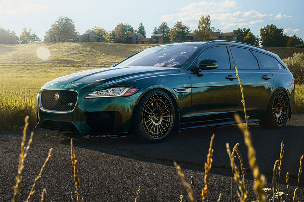 Фото дисков Brixton Forged TR11 Глянцевая бронза на Jaguar XF II