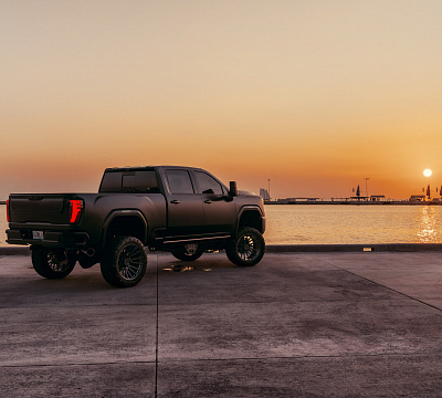 Фото дисков Vossen VFX-03 на GMC Sierra IV
