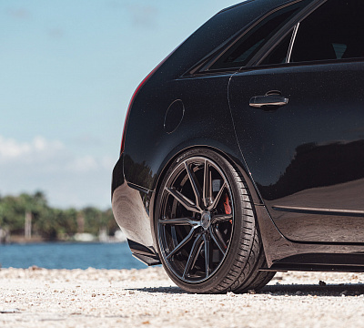 Фото дисков Vossen HF-3 на Cadillac CTS II