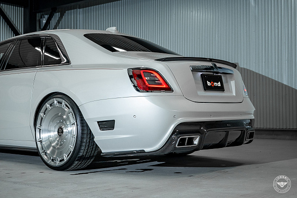 Фото дисков Vossen UV-7 Глянцевый лак на Rolls-Royce Ghost II