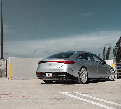 Фото дисков Vossen LC3-13T на Mercedes-Benz EQS