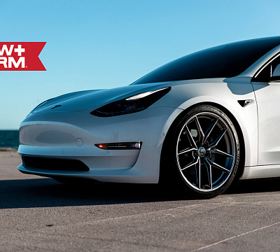Фото дисков HRE FF21 на Tesla Model 3