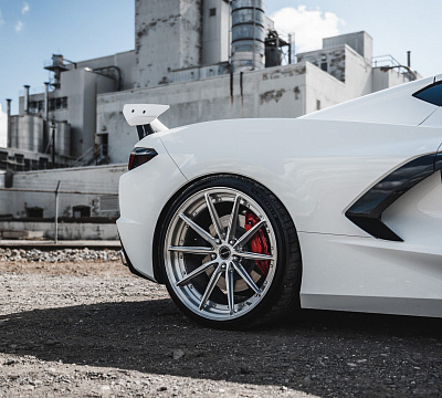 Фото дисков Brixton Forged R11-R на Chevrolet Corvette C8