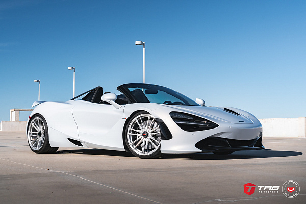 Фото дисков NOVITEC MC3 Сатиновый лак на McLaren 720S