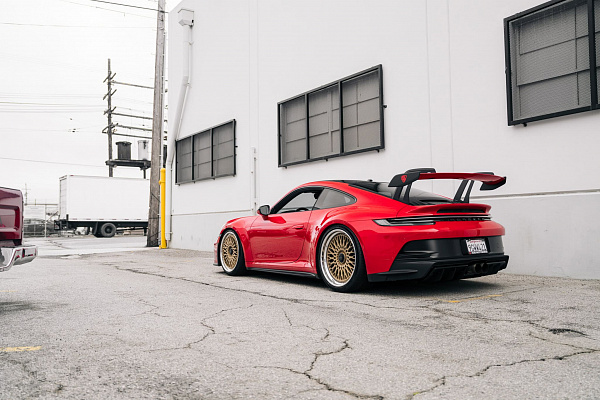 Фото дисков Brixton Forged TR20 Сатиновое золото на Porsche 911 VIII