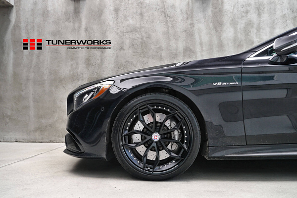 Mercedes-Benz S63 AMG