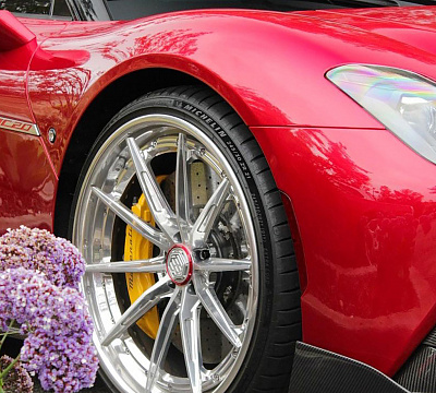 Фото дисков 1886 Wheels G010 на Maserati MC20