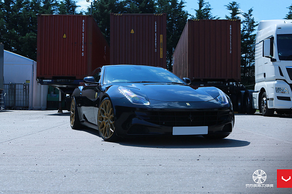 Фото дисков Vossen HF-2 Глянцевое золото на Ferrari GTC4Lusso