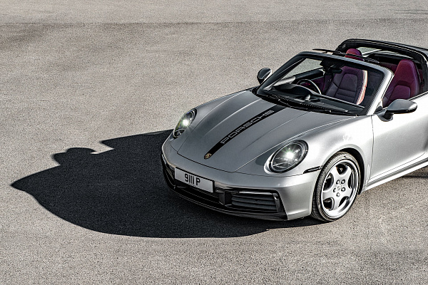 Фото дисков Kahn Cup 1 Remastered Серебро на Porsche 911 VIII