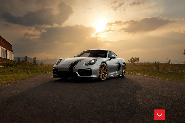 Фото дисков Vossen HF-5 Глянцевая бронза на Porsche Cayman II