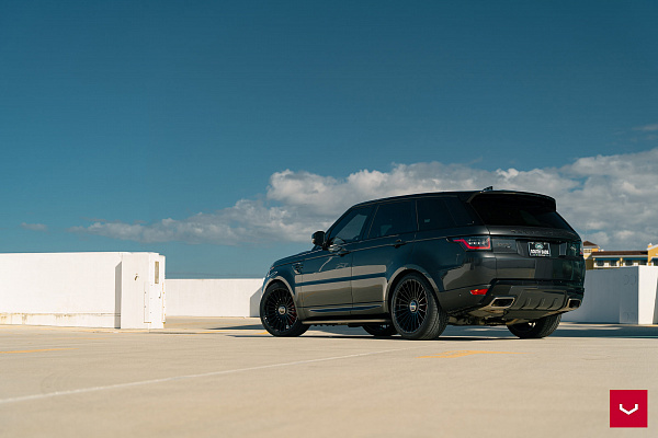 Фото дисков Vossen HF-8 Черный глянец на Range Rover Sport II