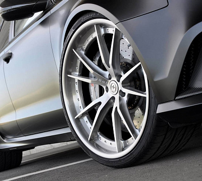 Фото дисков HRE S101 на Audi A/RS 6 (C7)