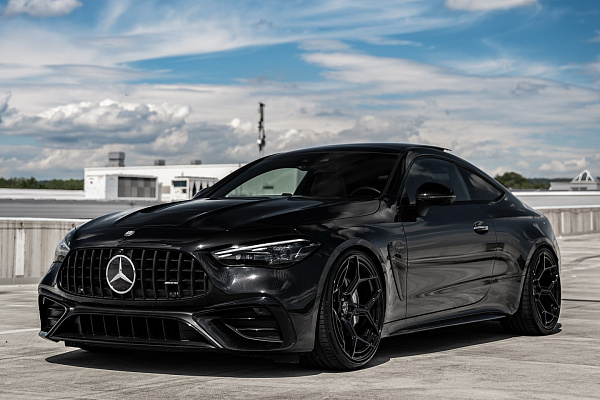 Фото дисков Radi8 R804.C Черный глянец на Mercedes-Benz CLE