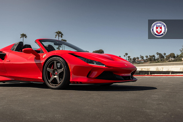 Фото дисков HRE 305 GTS Сатиновая бронза на Ferrari F8