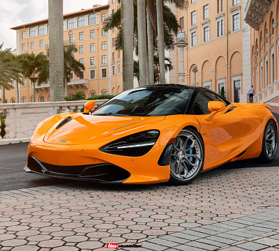 Фото дисков HRE S201 на McLaren 720S