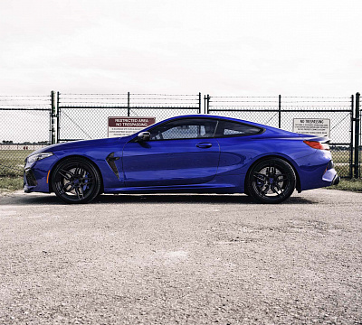 Фото дисков Strasse Wheels SV4 Deep Concave Duoblock на BMW 8/M8