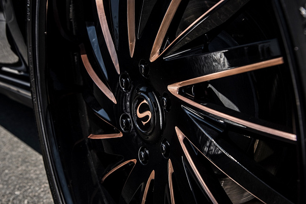 Фото дисков Savini SV64 Другой цвет на Cadillac Escalade IV