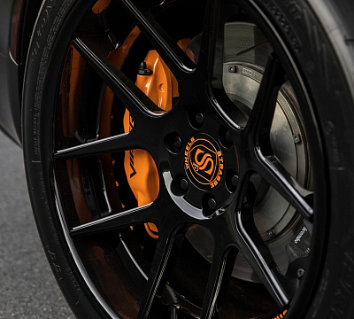 Фото дисков Strasse Wheels SM5 Deep Concave на Dodge Viper
