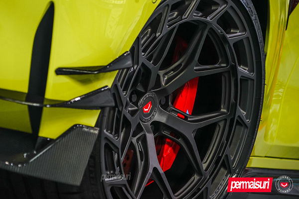 Фото дисков Vossen LC3-01T Сатиновый темный лак на BMW 4/M4 (G22/G82)
