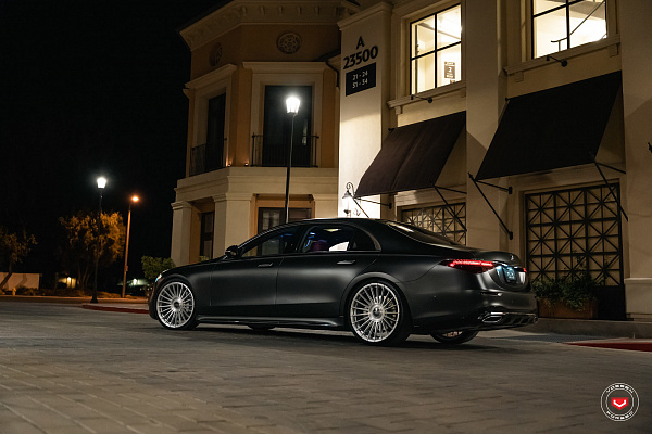 Фото дисков Vossen S17-13 Глянцевый лак на Mercedes-Benz S-Class (W223)