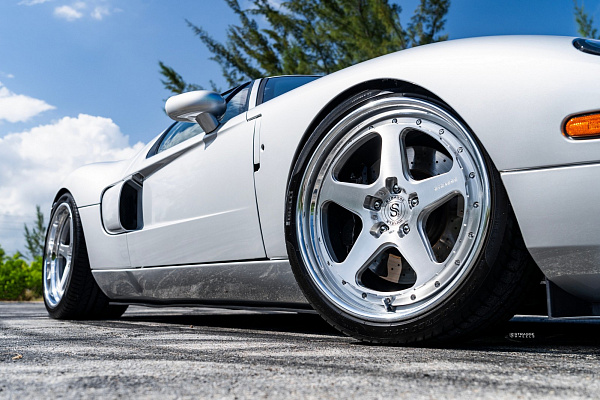 Фото дисков Strasse Wheels S5 Track Глянцевый лак на Ford GT I