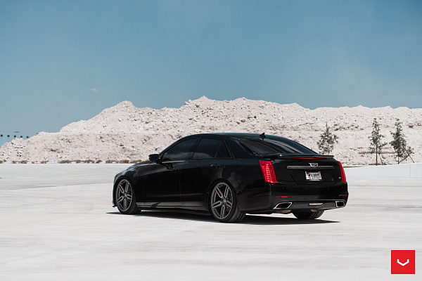 Фото дисков Vossen HF-1 Сатиновый графит на Cadillac CTS II