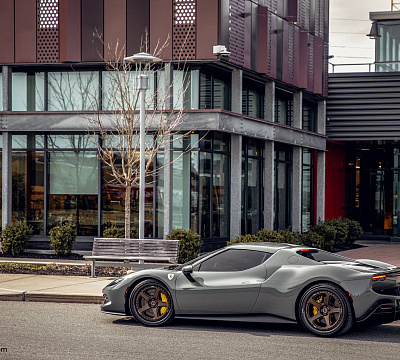 Фото дисков Brixton Forged TR05 на Ferrari 296