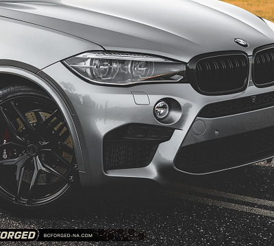 Фото дисков BC Forged RZ22 на BMW X5/X5 M (F15/F85)