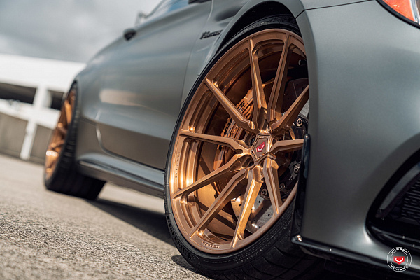Фото дисков Vossen M-X2 Глянцевая темная медь на Mercedes-Benz C-Class (W205)