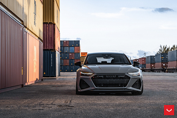 Фото дисков Vossen HF-3 Черный глянец на Audi A/RS 7 (4K)