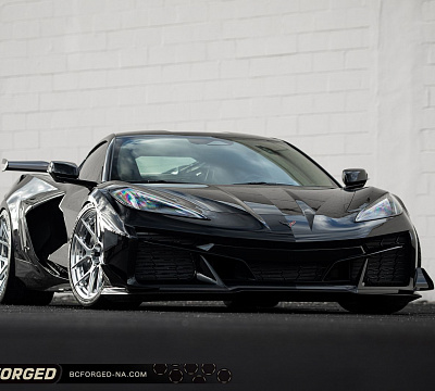Фото дисков BC Forged HCS02 на Chevrolet Corvette C8