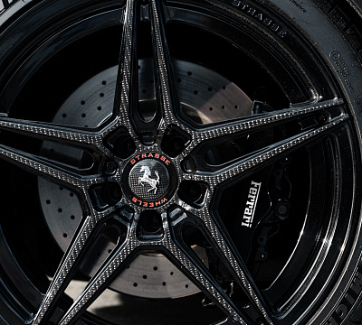 Фото дисков Strasse Wheels SV2 Deep Concave Duoblock на Ferrari 599