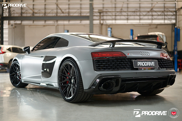 Фото дисков Vossen EVO-5 Черный глянец на Audi R8 (4S)