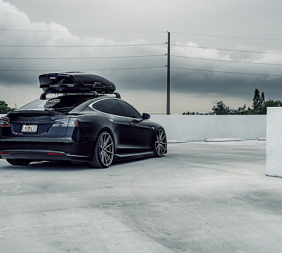 Фото дисков Vossen HF-3 на Tesla Model S