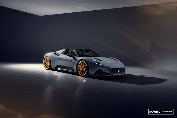 Фото дисков NOVITEC NF11 Глянцевое золото на Maserati MC20