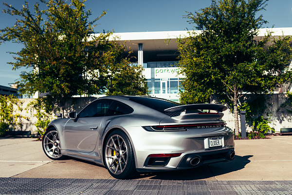 Фото дисков Strasse Wheels SM5 Deep Concave Duoblock Сатиновый темный лак на Porsche 911 VIII