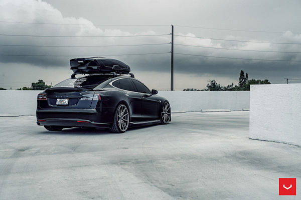 Фото дисков Vossen HF-3 Алмазная проточка на Tesla Model S