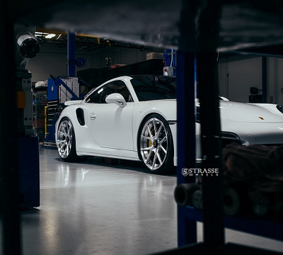 Фото дисков Strasse Wheels SM5R Deep Concave Duoblock на Porsche 911 VII