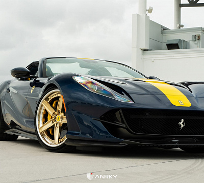 Фото дисков Anrky AN35 на Ferrari 812