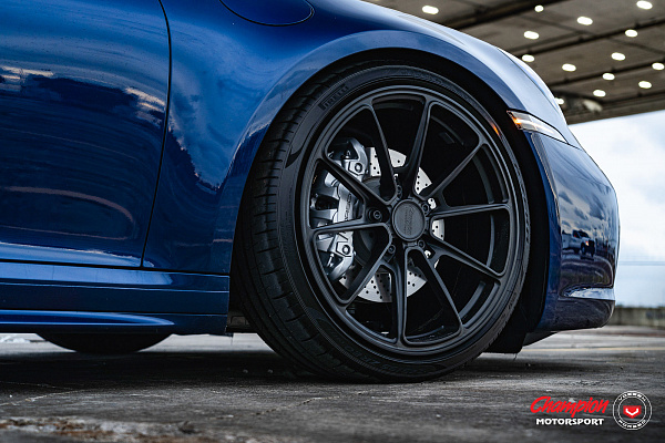 Фото дисков Vossen RS92 Черный сатин на Porsche 911 VIII