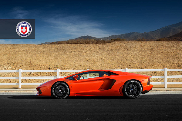 Фото дисков HRE P101 Черный сатин на Lamborghini Aventador