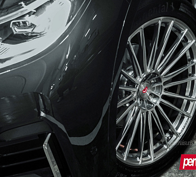 Фото дисков Vossen S17-04 на BMW X7 (G07)