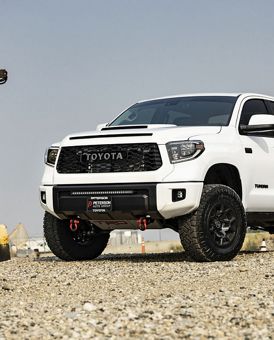 Фото дисков OVERLAND Черный сатин на Toyota Tundra II