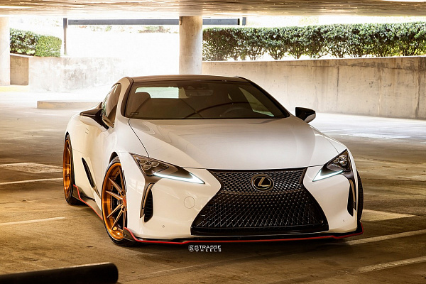 Фото дисков Strasse Wheels SV1 Deep Concave FS Другой цвет на Lexus LC 500