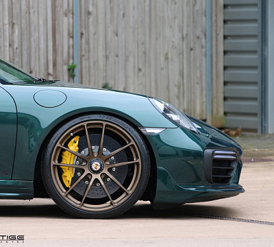 Фото дисков HRE P104 на Porsche 911 VII